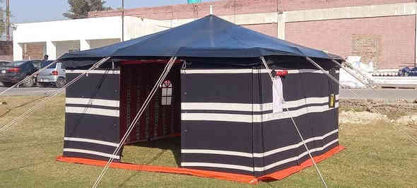 خيمة باكستاني
قياس 4*4 متر
جديده استخدام 7 ايام فقط
السعر ٣٢٥ الف 
العنوان الناصرية مركز
هاتف/***********
