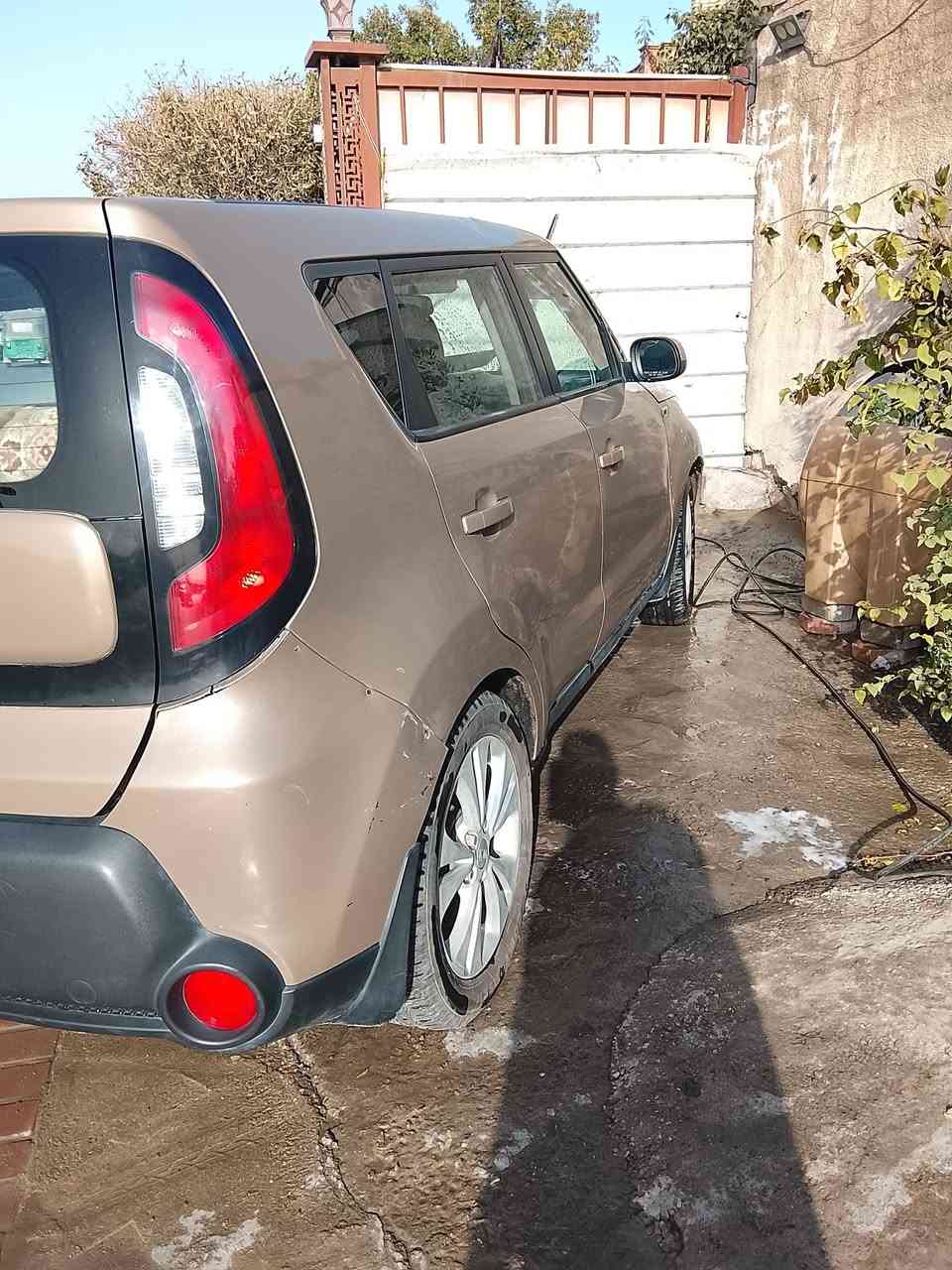 سياره سول 15 محرك 1600 بيها ضرر باب الصدر وبيها صبغات السعر 93 بغداد بلديات ***********
