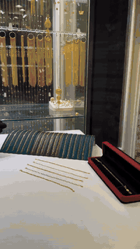 سوارات ذهب خليجي عيار ٢١  ‎الفرع الأول /الكاظميه -الفضوه ساحة الدلالات...