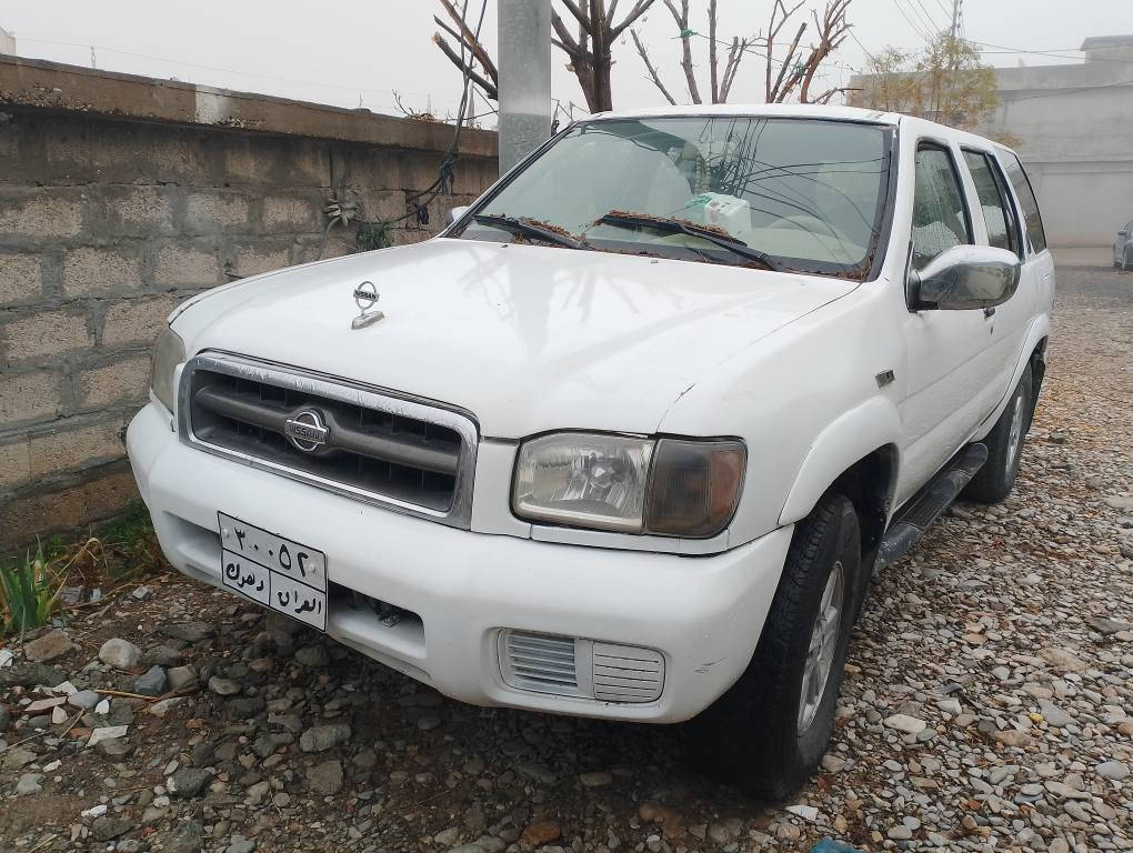 🌹بەناوی خوای گەورەو میهرەبان🌹
😮فرۆشتنی خێرا😮
قوفڵی 44 وەرەقەیە
نیسان پاسفاندەر مۆدیل 2001
ڕەقەم دهۆک تەحویل و خەرامە بەشەرت

سەیارەکە عام بۆیاخە شانێکی کەمێکی پێوەیە
پێش و پشت زەڕبەی نییە هەکەل و ناوی نمونەیە لەجوانیدا
 بنیم بەکاملی توند کردوەتەوە تەقەو ڕەقەی نییە
کامل کارەباییات و ناوگێچەکانی مەزبوتە تەبید و گەرمی مەزبوتە سەیارەیەکی بێمەسرەفە

 مەکینەو گێڕ بەشەرت مەکینەی هەڵمیشی نییە ماشاءاللەی لێبێت
 تەحویل و غەرامەو بڕاوەی بەشەرت
شوێن... هەڵەبجەی تازە
نرخ... تەنها 44 وەرقە
ژ.م***********
*********** السليمانية, العراق
