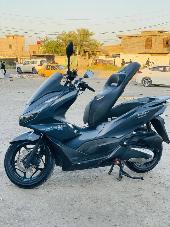 السلام عليكم دراجه للبيع PCX جيل رابع كوري لدراجه نضيفه خير من الله مكاني بغداد التاجي السعر التصال على رقم ***********

