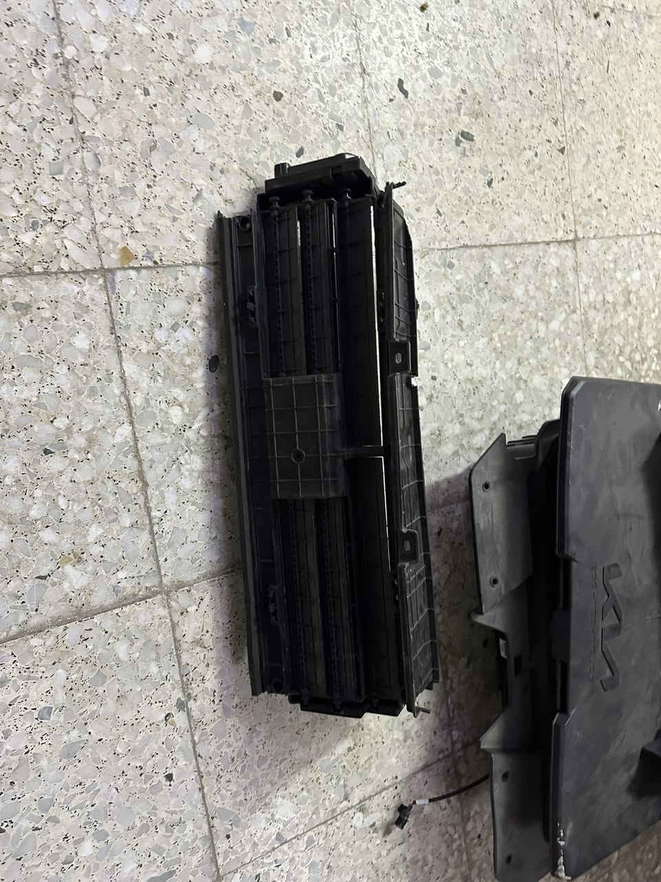 سلام عليكم غراض نيرو كهربا السياره الي تفيد قيم واخذ***********
