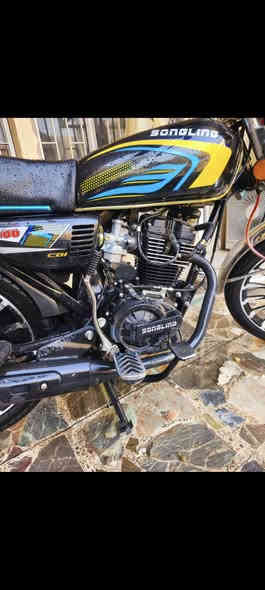 سلام عليكم دراجة ايراني موديل 2026 دراجة نضيفة كلشي بيهة بلادي مشتريهة صار 3 اشهر مكينة 200cc دراجة نضيفة اني مشتريهة زيرو سبب البيع طالب جامعة وقت ماعندي للشغل رقمي ***********
