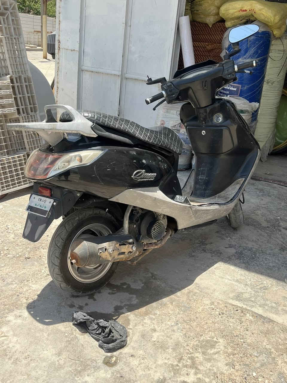دراجه نوع سبيسي الدراجه  حلوه السعر ٢٥٠ ألف الدراجه بيه رقم شاصي  السرعه ١٢٠ نقص باتري فقط الدراجه شغاله كلشي مبيه مكاني بغداد الأمين الثانيه سكينه *********** غير موجود ماسنجر  فقط واتس او عل عادي
