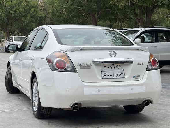 نيسان التيما 2012خليجي 
سونار مرفق 
شرط گير محرك لا صرف لا باخار
تبريد تدفئه كلهه شغال بشرط
مكان سياره كلار 
114وبي مجال بسيط 
***********
