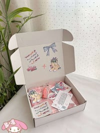 بوكس مكياج • رموش • توصيل