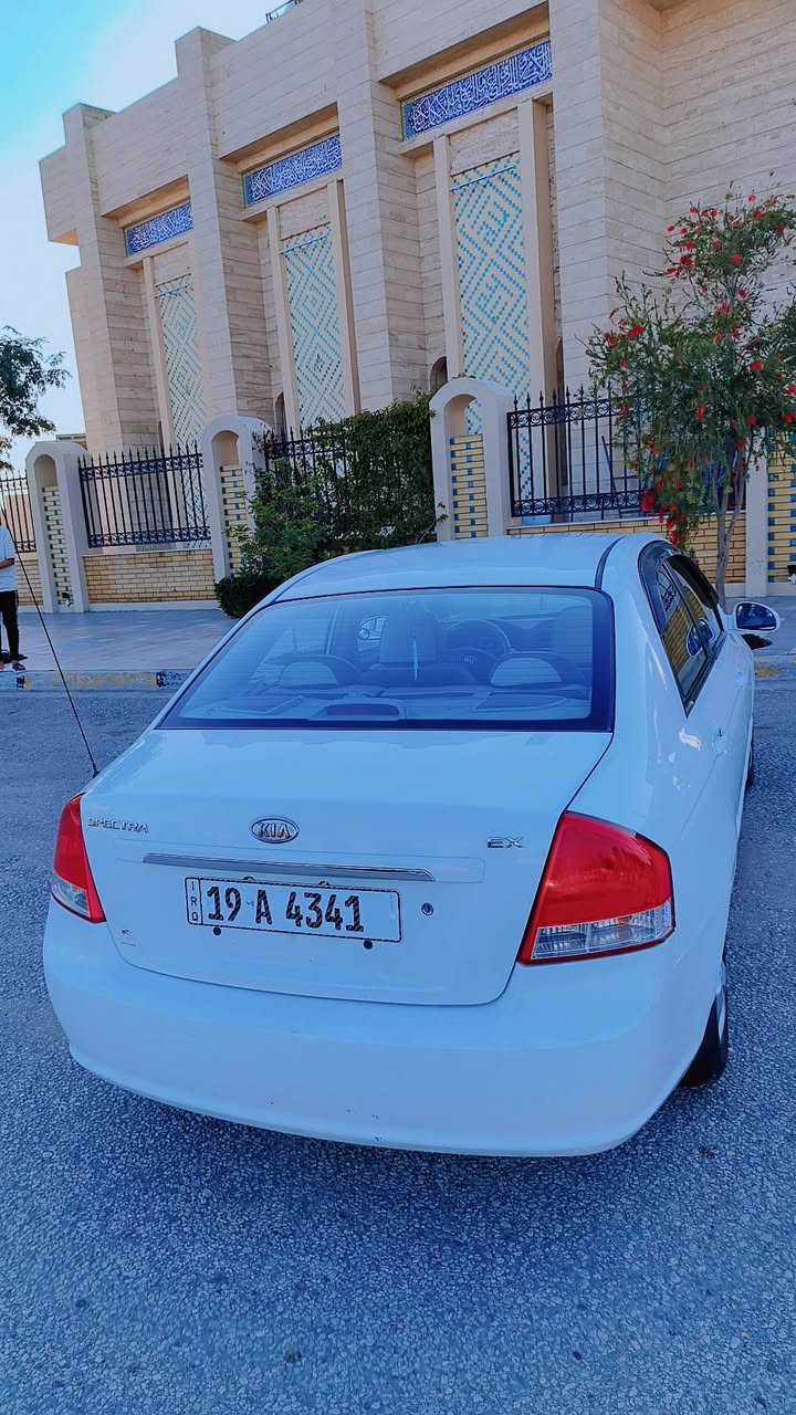 السلام عليكم اسبكتره 2007 مكينه 2000 سياره جديده معنه الكلمه سنويه له 30 بسمي سياره جاهزه مكينه كير تخم تاير حداديه تبريد تتفه مكاني كربلاء السعر 90 بيه مجال قليل ***********
