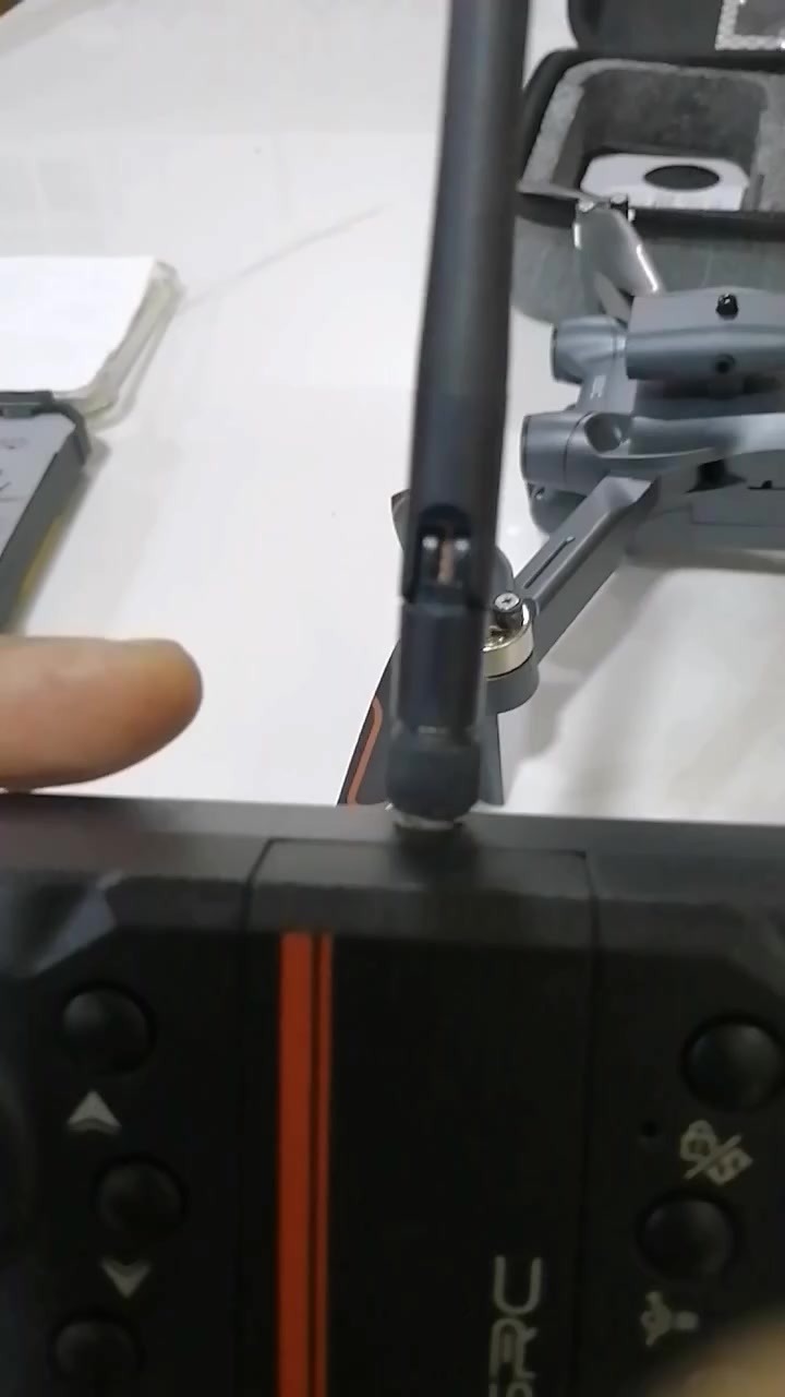 إضافة اريل انتنا من قطعة NRF24 2.4G لدرونS1S


**إذا كنت صاحب هذا الإعلان وتريد حذفه لأي سبب، رجاءا أرسل رسالة إلى الدعم الفني**