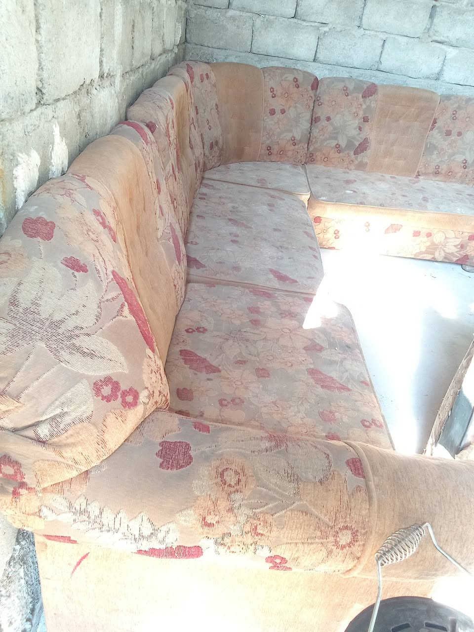 اسعر 50
***********
قرية لزاكه 
مخ
