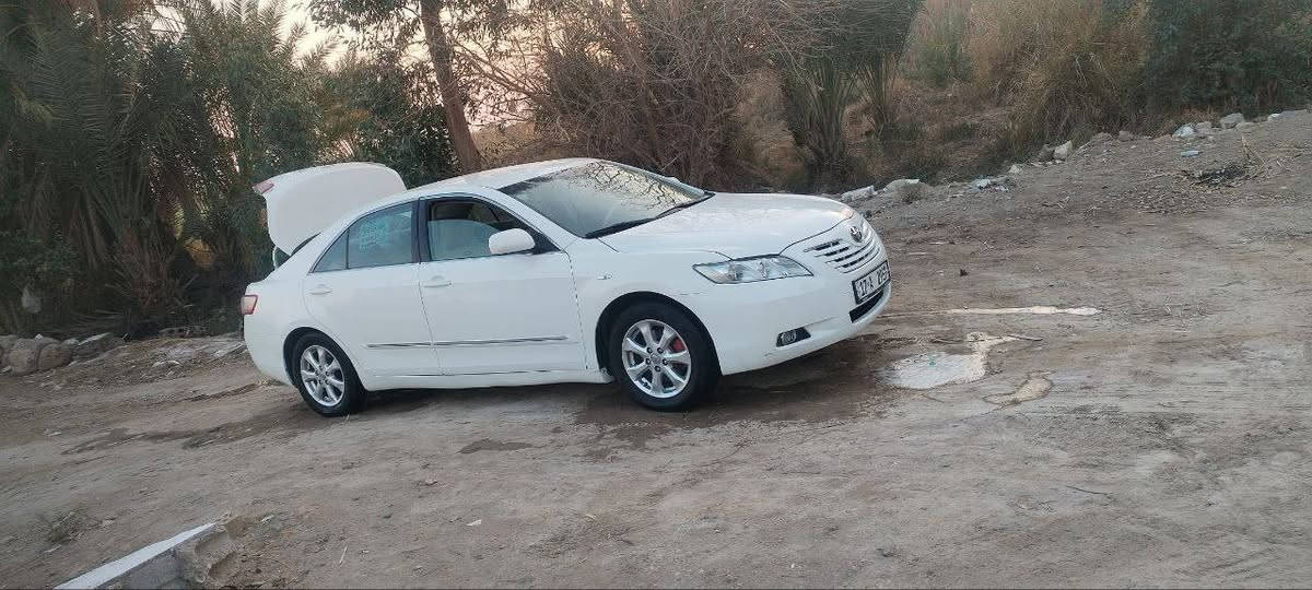 #كامري_خليجيGL

 رقم الاتصال ***********
 
🛑 موديل 2008
🛑لون ابيض  رقم 17 دولي ( المثنى)
🛑 تحويل مباشر 🛂 سنوية ل2030 بأسمي
🛑 4 سلندر  2400 المرغوب 🌀
🛑.  مواصفات السيارة 👇✌️
مانع انزلاقات  ABS🌀
✌️ سنتر لك ريموند عن بعد
☑️تبريد ثلج  🧊 قطعتين امامي
 وخلفي ودوشمة جلد دواخل عسلي وصاجي 
السيارة بلاديه مابيها اي نقص
ادامة كامله متصرف عليها 
#مكينة #كير #تبريد كفالة
 
بيه شكم قطعة رش صبغ اثر شخوط تخريب فقط مكفولة م̷ـــِْن المعجون والتبديل والعيوب الشرعية
تكم و شواصي وحوض كفالة 
العنوان الديوانية
سعرها 105
