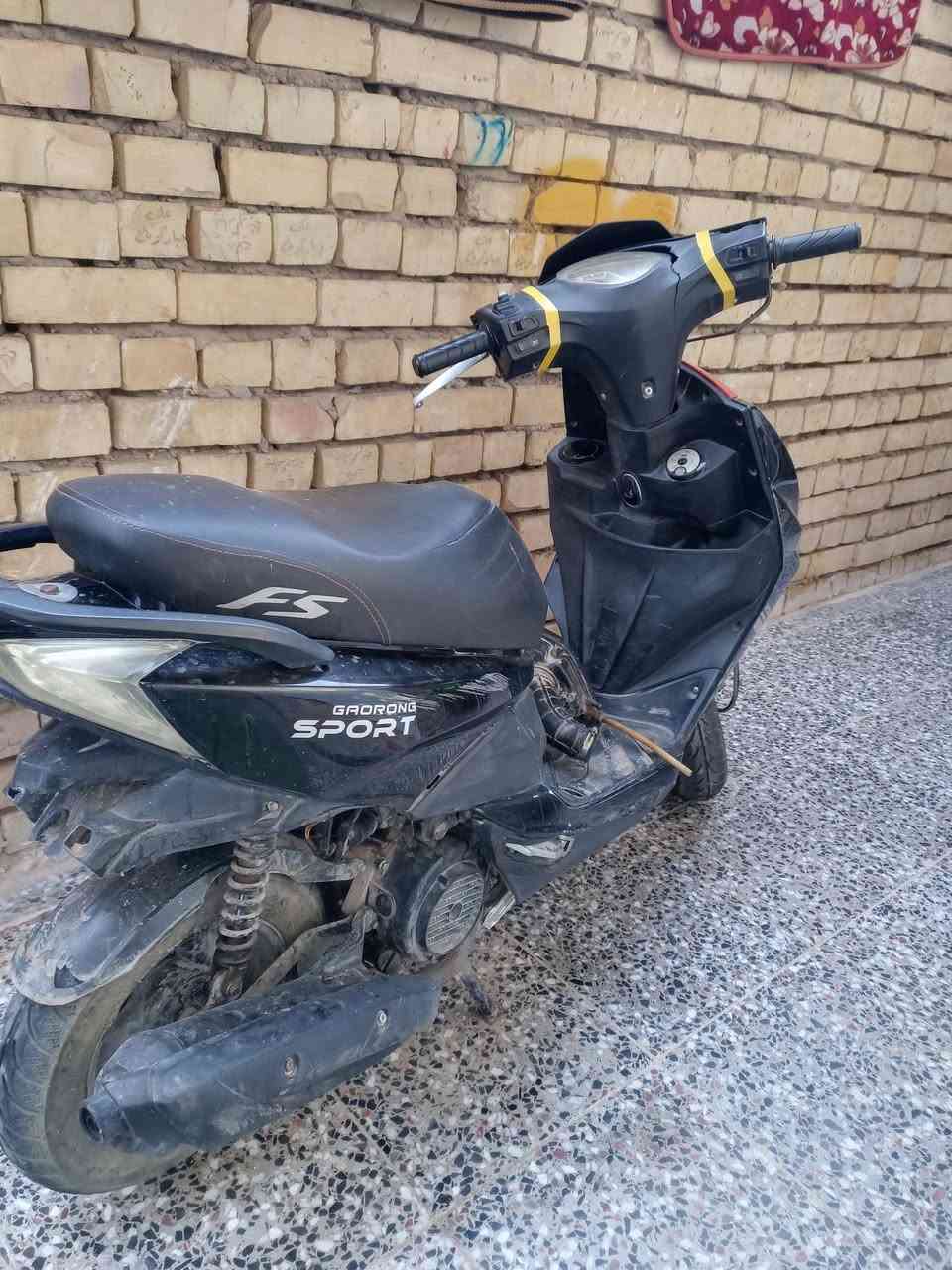 السلام عليكم 
ماكس FS النفخ 
الباتري جديد الكابريتر جديد 
مجفته مرة وحدة 
نضيفه تخبل 
(ابيع كوم حديد طافي) عطله جداً بسيط بس ماعندي وقت اصلحة ب150 قفل تجي تحمل وتروح بدون عملة رجاءً 
مكاني بغداد الحسينيه مال الراشدية


**إذا كنت صاحب هذا الإعلان وتريد حذفه لأي سبب، رجاءا أرسل رسالة إلى الدعم الفني**