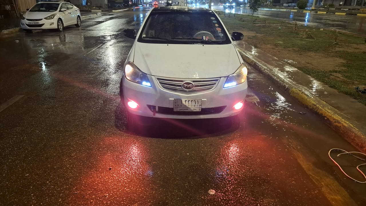 السلام عليكم BYD /G3 
مديل 2013
كير عادي
رقم بابل مشروع وطني راعيه يريد مداور
محرك نضيف 1600
 ضربتها باب وجاملغ الي خلف الصدر. لباقي كفاله 
عليها غرامه تنزل من سعرها 
حدادية زينه
عضمتها حلوة
شاشه
فتحة سقف
تحكم ستيرن
بصمه تشغيل عن بعد
السعر 58 وبيها مجال 
مكاني كربلاء
رقمي ***********
خاص مغلق
