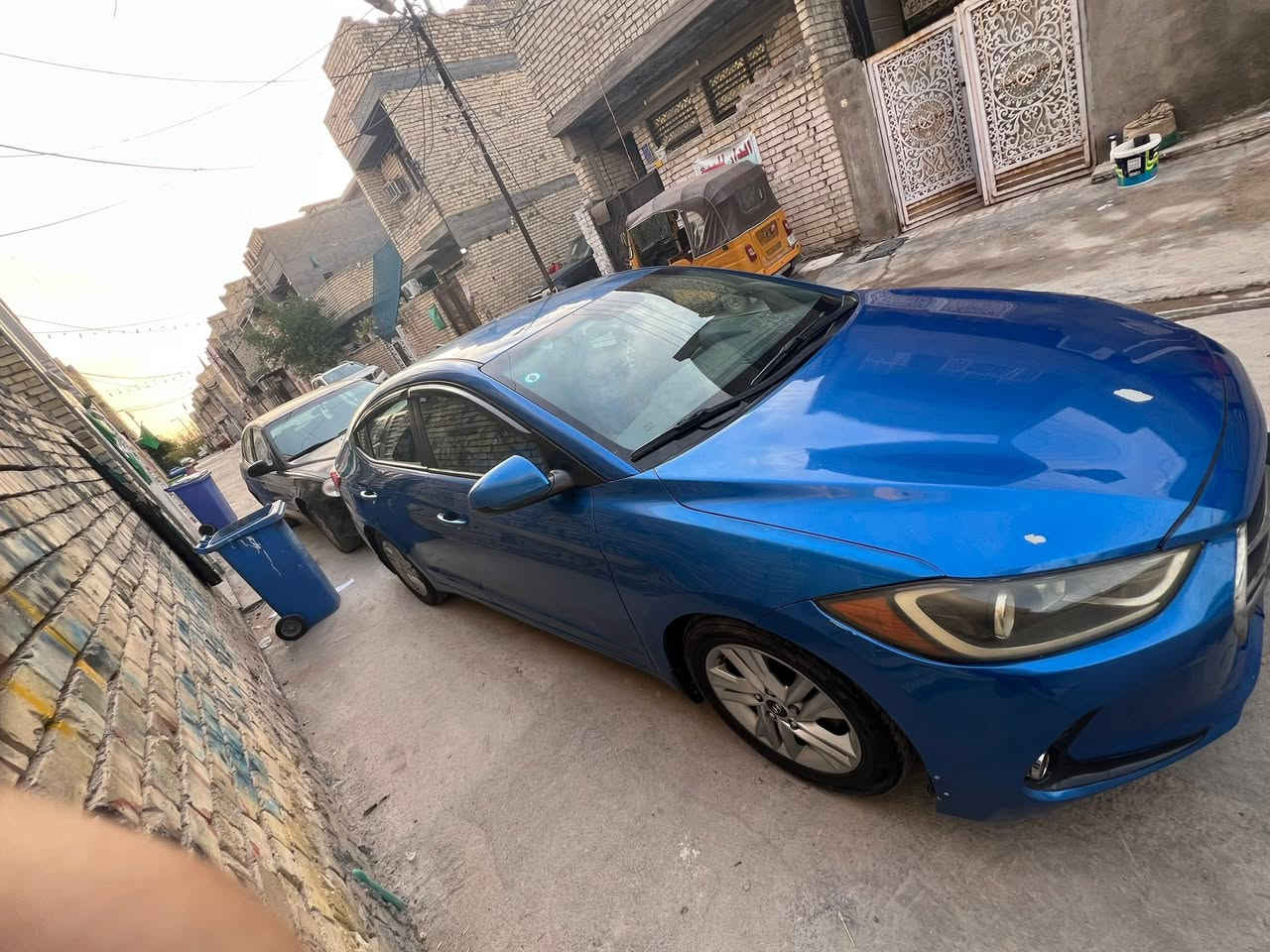السلام عليكم
النترا وارد أمريكي موديل 2017  محرك 2000حادثها جاملغ ونص من الباب عكس السايق بيها قطعتين صبغ بنيد وقبق الصندوك أثر جراد مكينه وكير وتبريد بحاله ممتازه ..بغداد باسمي سنويه غير نافذه.. مكاني بغداد الامين الثانيه 
السعر 105$

هاتف: ***********
