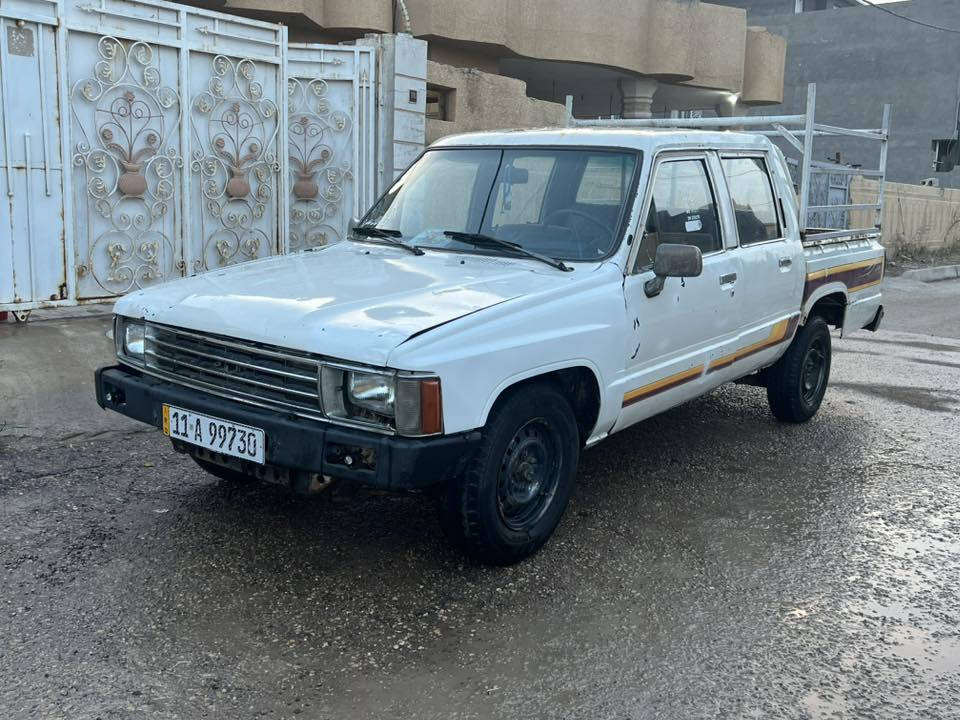 للبيع موديل ٨٥
رقم بغداد 
سنويه باسمي 
هزة جديدة 
مابيها اي نقص السيارة خير من الله 
***********
