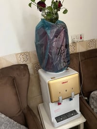 ثلاجةشينون مع مجمدة سعرها ٤٥٠ بعدها جديدة براد منظدي سعرة ٥٠ شغال حار ...