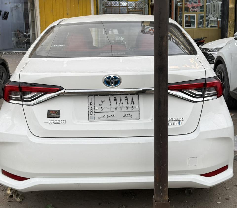 سلام عليكم.كورلا 2023 بأسمي ماشيه 18 الف سياره حلوه مواصفاته معروفه واي استفسار اني حاضر  سعر 140 ***********
