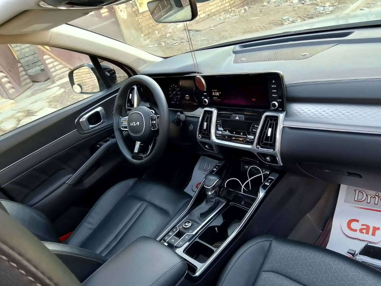 سلام عليكم سورنتو 2023 امريكي لون اسمنتي 
فلو مواصفات vip
بانورما.كشنات.جلد.7 مقاعد
بدون صبغ 
محرك 2500 توربو 
رقم دولي بغداد تحويل ثاني يوم سيارة جديدة ابشكل 
استفسار على هاذ الرقم ***********
