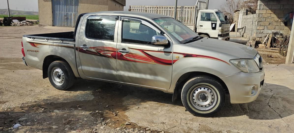 پیکاب مرزیەمۆدێل2006بۆیاغ عام وەرگەراوەمەکینەی نەکراوەتەوەتەبریتوگێروکارەبایوبەناوکردنوتوندوتۆڵیوداربەردی بەشەرتەنرخ105گەڵاومەجال شوێن نزیکی هەولێرژم*********** أربيل, العراق
