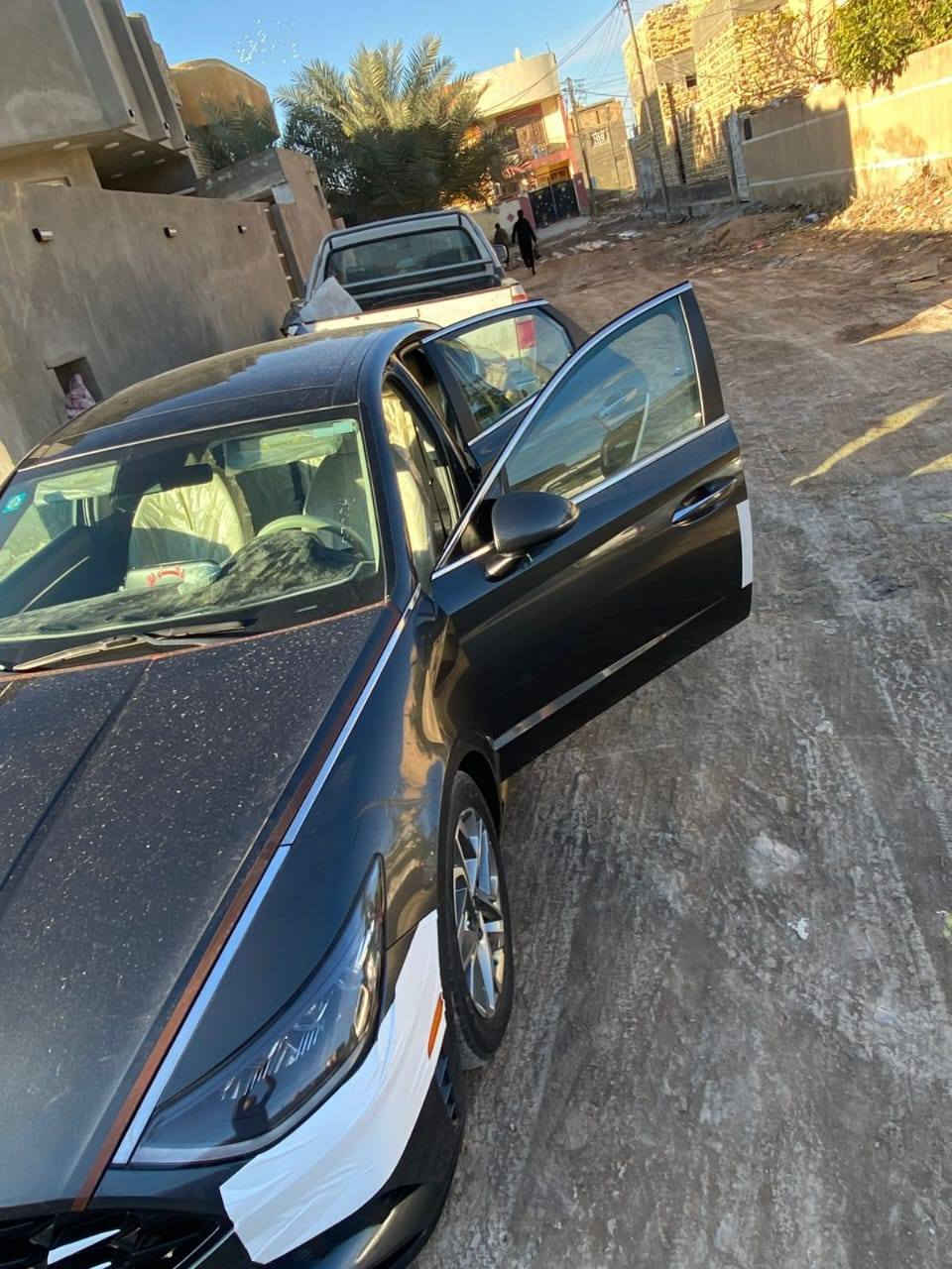 سلام عليكم سوناتا موديل 23 فول موصفات بيها صبغ بس صندوق بدون دواخل بدون تبديل على فىه بل سوناتا تبريد خلفي شاشه كير دكم موصفات معروفة رقم بابل معوقين وكالة مضمونه بسمي مكينه كير حداديه تبريد جدد مابيها نقص الو برغي سعر شراء 160 و بيها مجال شراي يتصل على رقم وبل خدمه ترهم مراوس حسب قناعه باقي تفاصيل تصل على رقم *********** واتساب ***********
