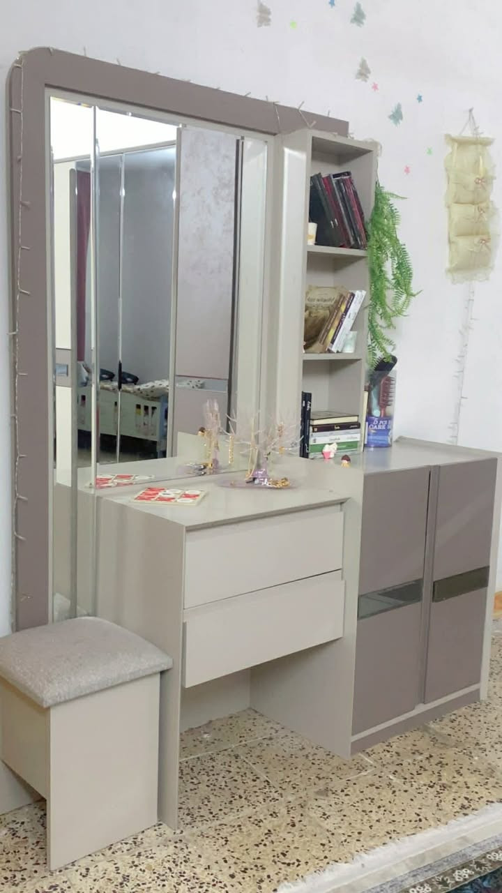 غرفة نوم تركي عشر قطع نظام ابواب استعمال قليل


**إذا كنت صاحب هذا الإعلان وتريد حذفه لأي سبب، رجاءا أرسل رسالة إلى الدعم الفني**