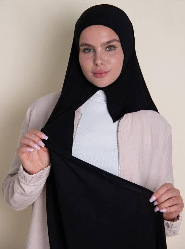 شيلات الملكه
شيلة دلاليد..الوان... اسود... ابو الجفسة
صناعة كويتية
العنوان فلوجه النزيزه خلف جامع الصديق 
مجاور قيصريه اللوازم 
واتساب..***********
واتساب..***********
