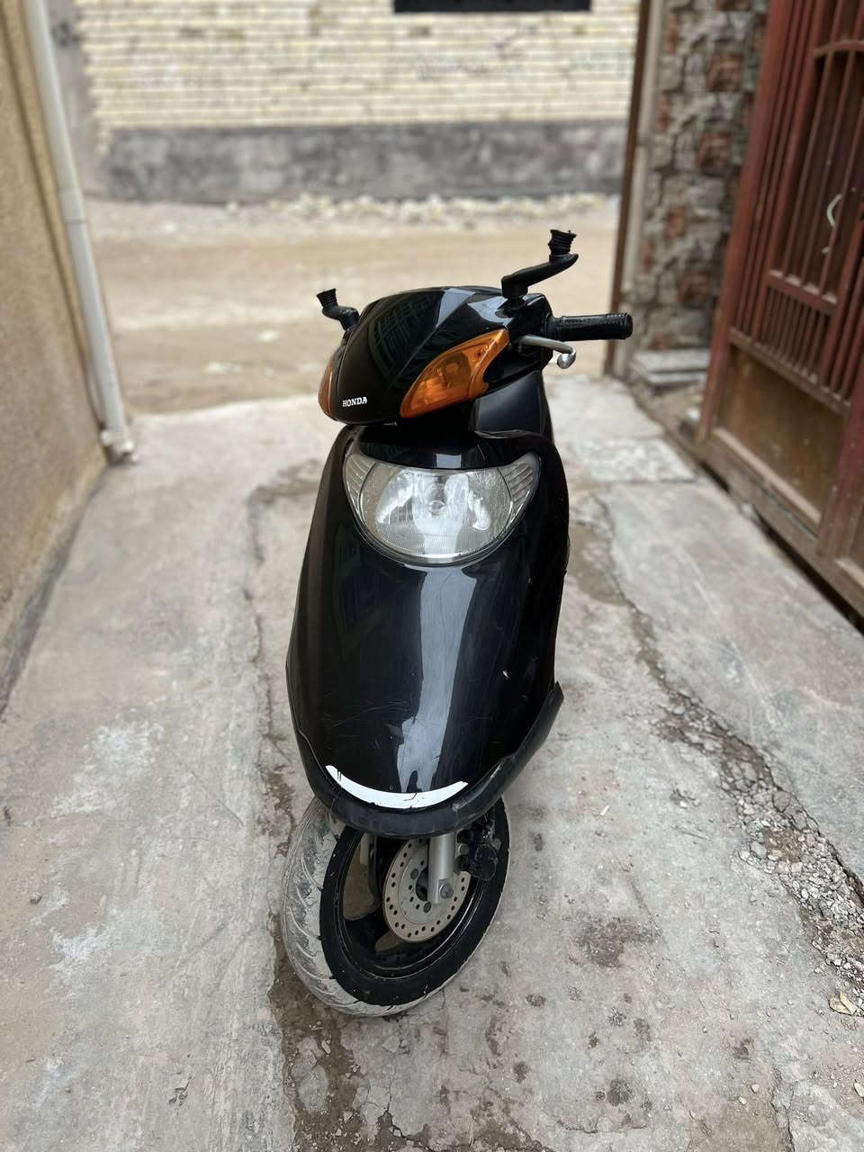 للبيع دراجه هوندا سبيس ياباني محرك١٠٠ السعر ٤٥٠ وبيها مجال للاستفسار الاتصال على الرقم***********
