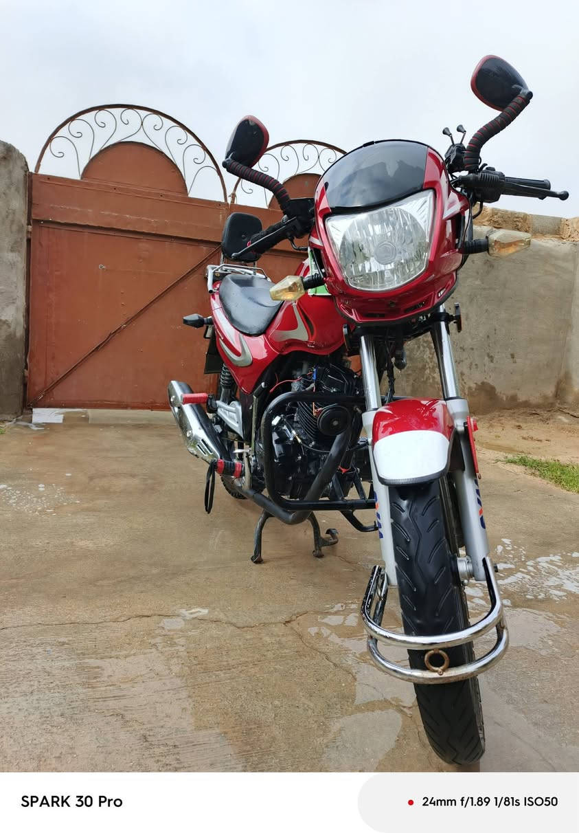 ماطور سايم موديل 2022 بعده وضع لشركه ماشي 17الف سعره مليون و150عنوانه عنه ناحيت ريحانه ***********
