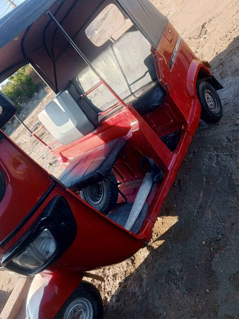 السلام عليكم تكتك.18 شهر 10 رقم بغداد بلاديه من عدة الهلالات مكينه مكفوله تنقيص تبخير السعر 4200 وبيها مجال بصيط ‏‪***********‬‏
