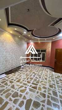 🏛️بيت للايجار طابقين🏛️ في حي الجامعه بناء حديث موقع ممتاز  يحتوي اربع ...