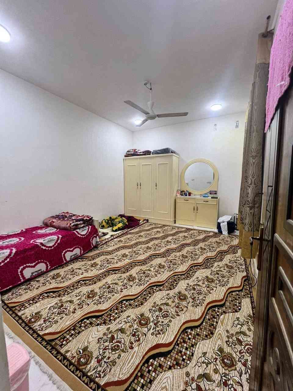 بيت للبيع طابوزراعي سند25 المساحة 200متر 
السلام عليكم يعلن مكتب جاسم  البارون للعقار
          بأدارة اخوكم جاسم البارون 
        ~~~~~~~~~~~~~~~
⭕️بيت للبيع طابوزراعي سند 25المساحة 200متر 
⭕️الموقع /حله_بابل [[ حي الرحمان مقابيل الدواجن
⭕️البيت بناء جديد وشارع 10متر تبليط مجاري
⭕️ المساحة(200)مترالواجه (10✖️النزال20)متر
⭕البيت طابقين 3غرف نوم وصحيات خارجية وداخلية 
⭕️البيت بحي الرحمان على شارع الرئيسي مباشرة
السعر///// //البيت  اتصال أو مراسلة الصفحه
ليحب يراجع المكتب البارون للعقار 
/~~~~~~~~~~~~~~~~~/
استفسار المكتب ///***********
واتساب المكتب ///***********
جاسم البارون ///***********
جاسم البارون للتصوير وترويج كافة العقارات
