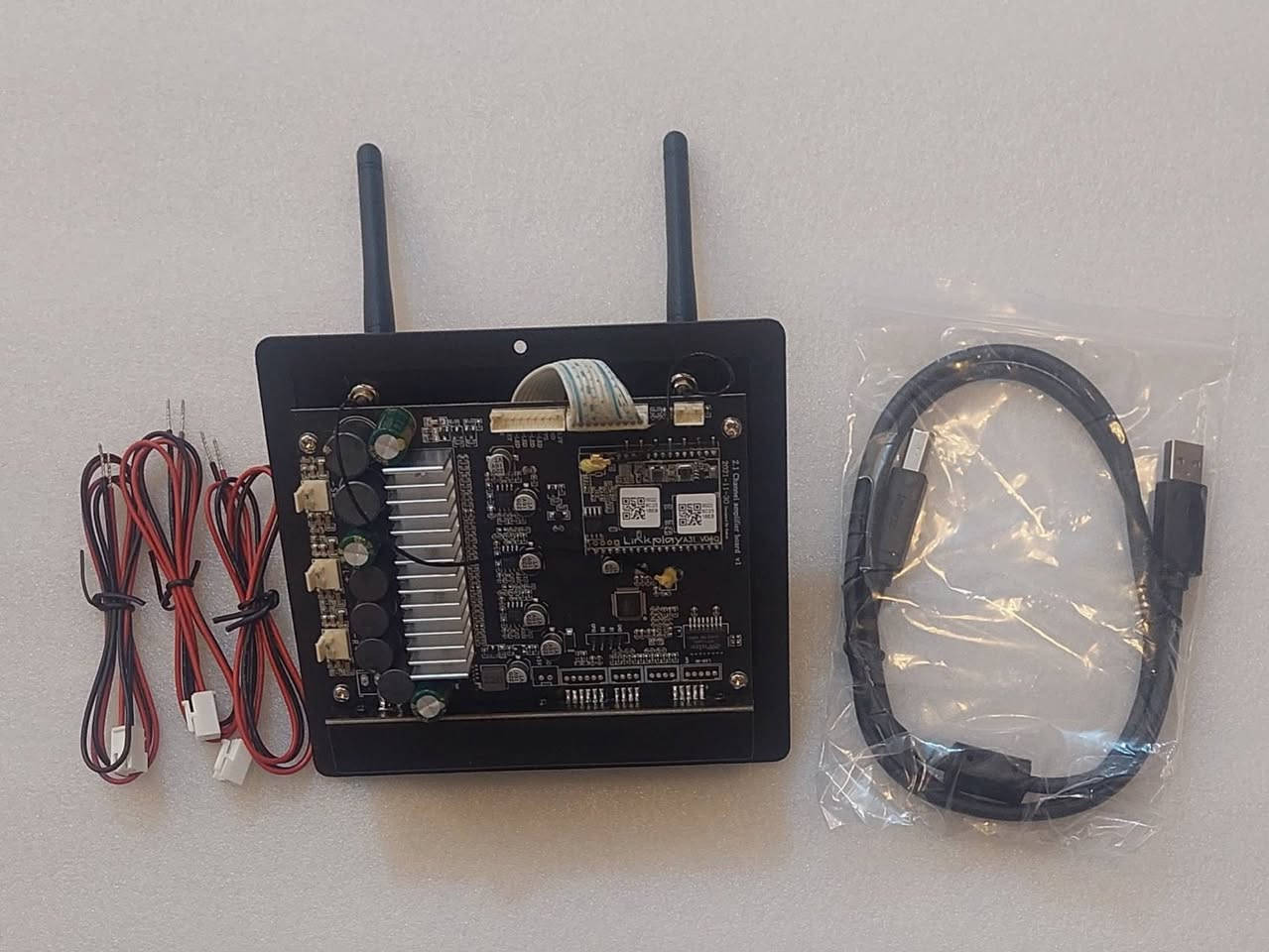 مرحبا جهاز مضخم صوت جديد بالوك التفاصيل بالصور خلي سعرك على الخاص


**إذا كنت صاحب هذا الإعلان وتريد حذفه لأي سبب، رجاءا أرسل رسالة إلى الدعم الفني**