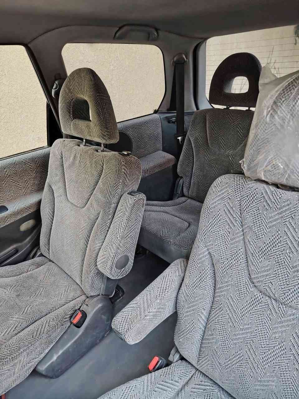 مستبوشي 7 راكب 2009 محور كورلا 1800 مكينه جديده ناعمه وحلوه وقويه وماكو صرف تبريد تدفئه شغالات كهربائيات كلها شغاله 4 جام كهربائي اوتو رقم واسط انكليزي مداور ثاني يوم السياره بيها صبغات مكان السياره كوت مركز مدينه سعرها 52 وبيها مجال بسيط جدا للاستفسار ***********
