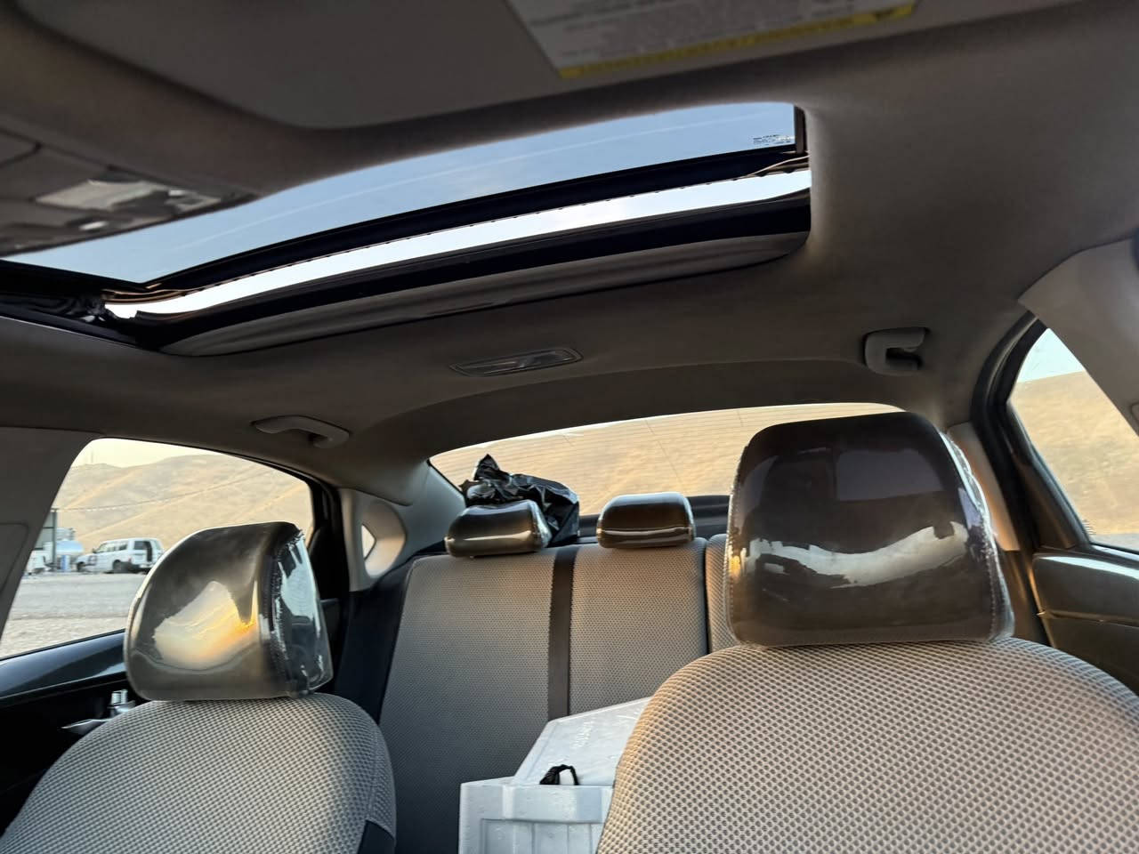 سلام عليكم كيه فورتي موديل 2019 بأسمي تحويل ثاني يوم
 مواصفات السياره 
فتحت سقف 
تبريد بيانو منفصل 
رادار امامي توقف ذاتي 
شاشه جبيره 
منضومه غاز قبل فتره شادها السياره عليها ادامه كامله 
كير cvt بلادي سياره ع وضع الشركه 
عنوان بغداد الشعب *********** اتصال فقط
