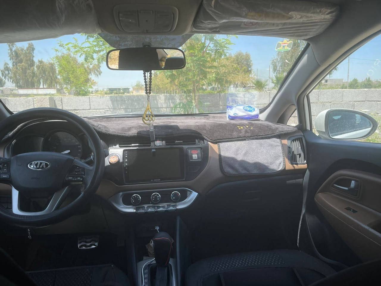 🚗كيا ريو الموديل 2014
⚠️• ضررها تعديل بارد باب السايق وشبر جاملغ طرف سائق وشبر باب خلف سائق ودوسه ونص 
• فقط محرك 1600 
• تبريد تدفئة شغال 
• سنوية جديد 2030 
• بطاقة بانزين بيها 
• ⁠سيارة بأسم المالك 
• ⁠وارد خليجي 
📍مكان السيارة كركوك 
📞رقم صاحب السيارة ***********
