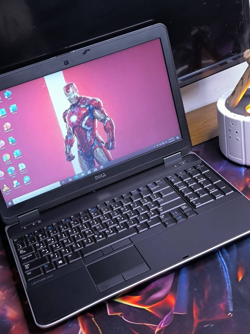 💻 Dell Latitude E6540🔥

✅ مناسب للأعمال المكتبية👨‍💻، الدراسة📚، التصفح، والبرامج اليومية👨‍🎓
✅ جهاز عملي ومتين من سلسلة Latitude المعروفة بالاعتمادية🖥️. 

🤍💛 المواصفات 💛🤍

 🚀 معالج Intel Core i7 الجيل الرابع – فئة M
🧠 RAM 8GB DDR3 – أداء سلس بدون تهنيگ
💾 SSD 256GB – سرعة عالية في التشغيل والبرامج
🎮 كرت شاشة Intel HD Graphics 4600
🖥️ شاشة 15.6 بوصة HD – رؤية واضحة ومريحة. 

💎💎💎💎💎💎💎💎💎💎💎💎💎💎💎💎💎💎

💰 السعر: 175 ألف دينار فقط. 

🚗يتوفر خدمة توصيل لجميع المحافظات.

🩵 بغداد 5 الف دينار فقط 
🩵محافظات 6 الف دينار فقط.

💎💎💎💎💎💎💎💎💎💎💎💎💎💎💎💎💎💎

🎊🎁 الهدايا الي توصل وياالجهاز 🎁🎊
1_ شاحنة الابتوب 
2_حقيبة الابتوب 
3_ماوس ضوئي
4_ماوس باد 

💎💎💎💎💎💎💎💎💎💎💎💎💎💎💎💎💎💎
📑 ضمان لمدة عشره أيام من تاريخ الإستلام.

☎️للحجز والاستفسار التواصل على الواتساب أو المازنجر***********
