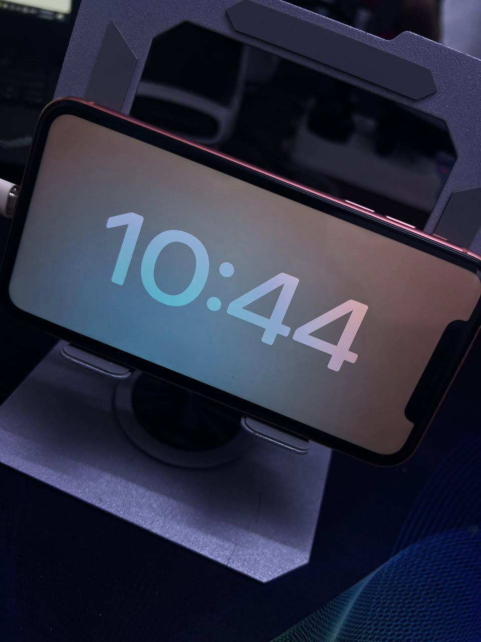 للبيع ايفون XR
ذاكرة - 128GB
البطارية - 79 

الجهاز لووك نظيف نظيف نظيف وتر بروف مكفول من كلشي تعال افحص بيدك وشوفة
جهاز لگطة فول نظافة 
واتساب فقط - ***********
السعر ( 175 ) عنوان بغداد
