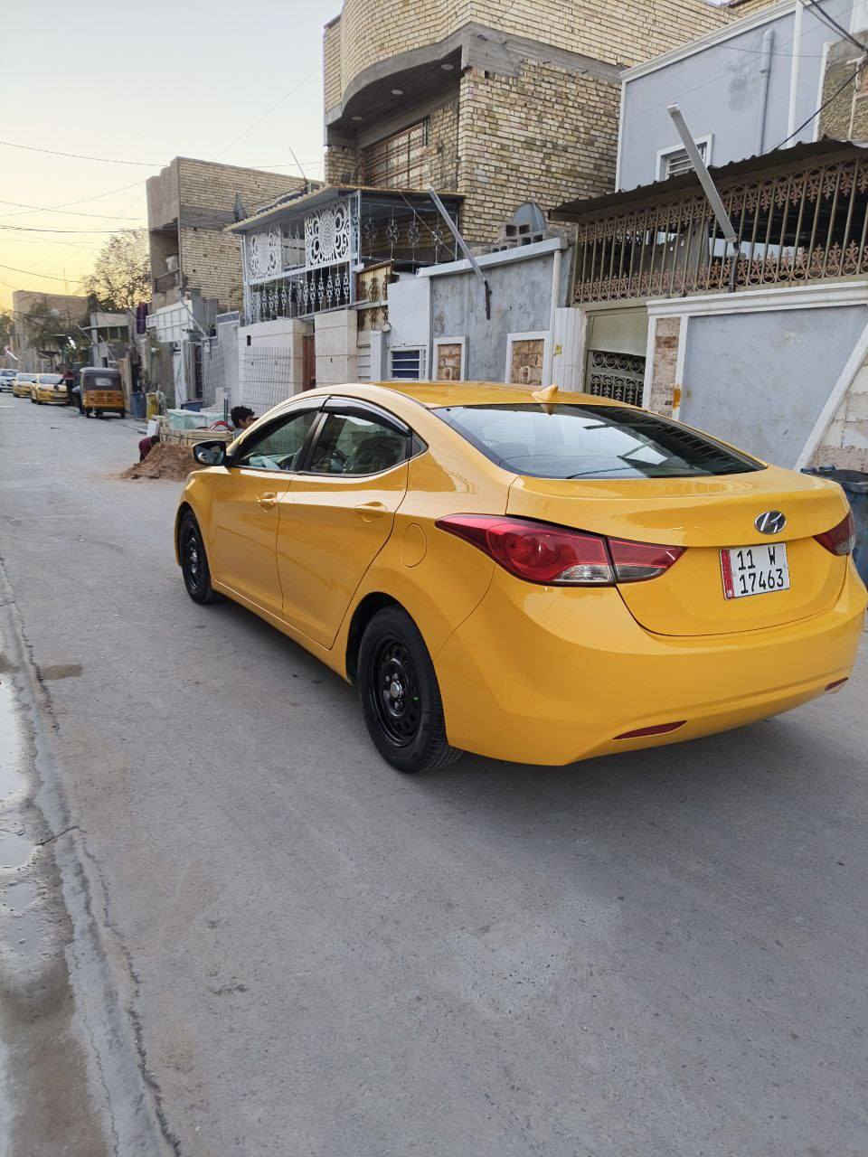 سلام عليكم
الانتر 13 امريكي حادثه باب وره صدر وراجع نفسه 
مكينه كير صدر تايرات تبريد خير من لله سياره جاهزه 

داخل عسلي
 
تدفئه ب لكشن 

سياره قبل سبوع طالعه من لفرن صبغه جديده 
سياره حلوه وجاهز
بسمي سياره 
ارقام نكليزي وهزه جديده

السعر 102

مكاني بغداد 
‏‪***********‬‏

***********
