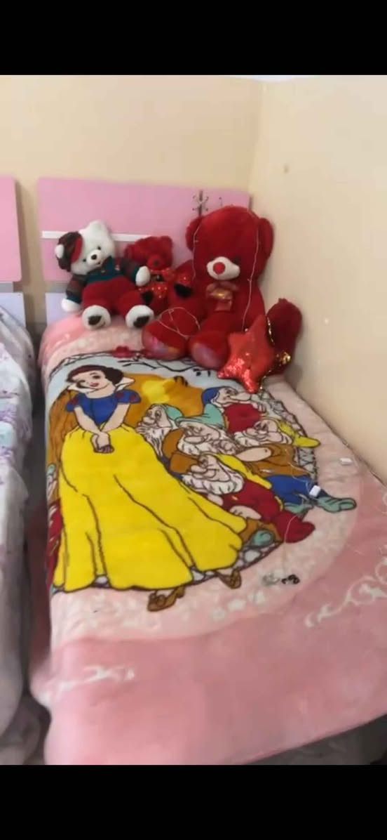 طاخم نوم بناتی 7 قطع کلش نزیف رقم *********** أربيل, العراق
