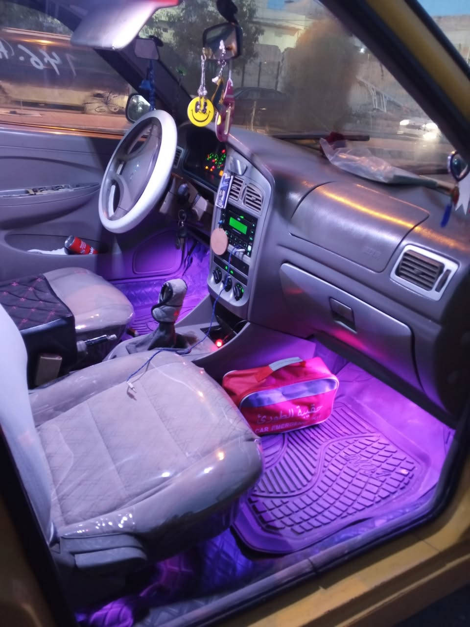 سلام عليكم شيري كوين 2013 سياره حيل نضيفه رقم بغداد مكينه گير شرط تايرات جدد طخم جديد سياره ماتصرف عليها ربع. بوجهك ع شارع  كوبون بانزين بيها  كبل فول  شرط الوكالة والتحويل السعر 30 بي مجال للطيبين غير متواجد ع الفيس   للتواصلل
*********** بي واتساب
