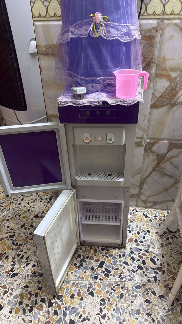 ثلاجه وبراد ماء للبيع عنوان البلديات


**إذا كنت صاحب هذا الإعلان وتريد حذفه لأي سبب، رجاءا أرسل رسالة إلى الدعم الفني**