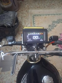 دراجه لبيع موديل 25 بغداد شعله سلاميات اخذتها لخوي زغير وميعرف يصوق بي...