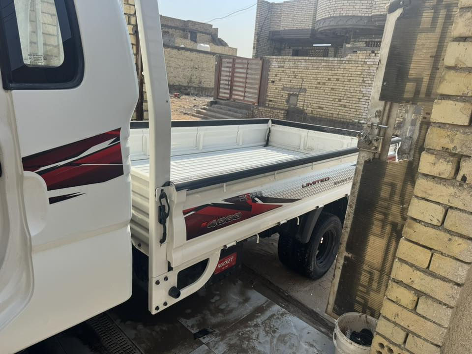 سلام عليكم سياره كيه مسكر  سيلاين للبيع سياره نضيفه كلش  موديل 2011 اصل وضع الشركه كير ومحرك مامفتوح برغي  بعده دهن الشركه بيهه كشر  كلش نضيف غرفتهه نضيفه  السياره أدوات لسعر 57$ بيهه مجال قليل  المكان بغداد الاتصال  والاستفسار ع رقم *********** السياره بدون رقم ادوات ادوات
