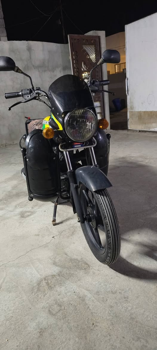 بوكسر 2020 للبيع
السعر ،775٫000 الف وبيه مجال بسيط  اوراق سحب 
مجفت جديد. شركه 
مكاني ديالى خان بني سعد 
***********
