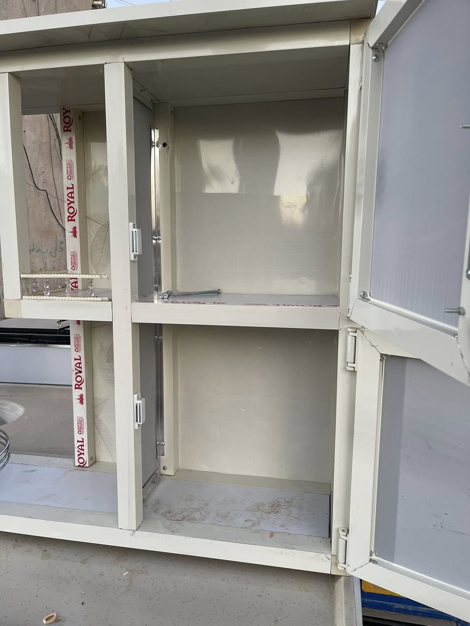 كاونتر مستعمل قياس مترين بدون سنك سطح مرمر نضيف كلش مبي اي عيب مكانه تكريت شارع الزهور للاستفسار ***********
