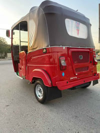 تكتك البيع موديل 2023 كفاله عامه العنوان البياع الرقم 07783338148