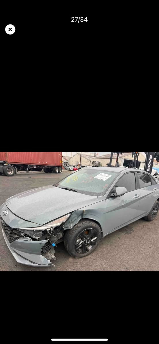 السلام عليكم 
لببيع فقط 

السعر 155$ 

للبيع النترا هايبرد فوول عدا الفتحة 
حادث بسيط جدا بدون فتح صبغ نص جاملغ

 وبارد بالبنيد واضح بالصور  
موديل 23 
لون اسمنتي 
مواصفات معروفه BLO
رقم نجف باسمي 
بيها نقص كلج يعني عينه وصينيه 
تتصلح ب6$ 
تنخصم من السعر 
مكاني نجف 
***********
