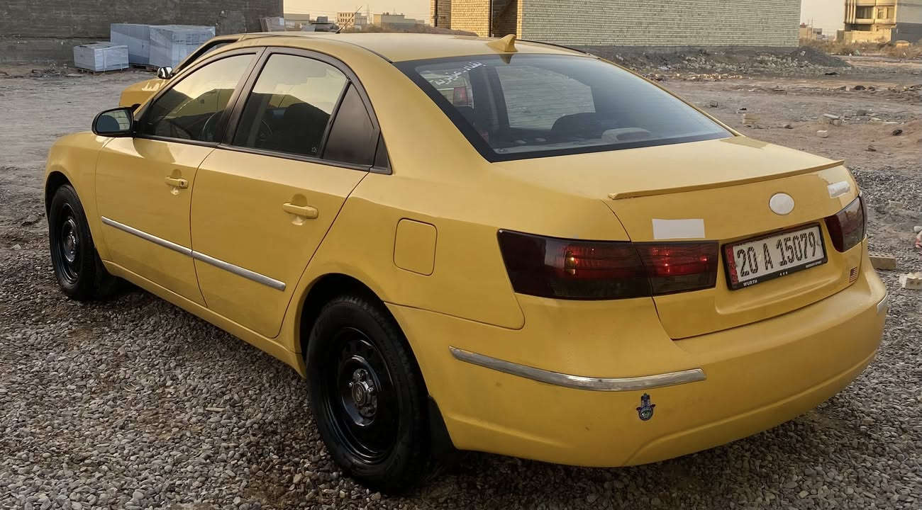 السلام عليكم
سوناتة ٢٠١٠ امريكي 
كير محرك حاوية جدد شديتهن 
محرك 2000
كير 5 نمر 
منضومة غاز ٦٠ لتر 
سنوية لل٢٠٣٠ بسمي رقم ديالى 
خطها بغداد عزيزية 
تخم تاير جديد 
صدر ١٠٠/٨٠
شاشة +كامرة 
كهرباىيات مبيها اي نقص 
منضومة سمعات جديدة مضخم 
تبريد ثلج +تادفه 
جاهزة كبل لشغل 
منقصهاا برغي 
ترايك بليعجبك 
رايد مرواس بسوناته خصوصي 
او الانترى بدون اي فرق سويج بسويج 
مكاني واسط عزيزية 
                                          رقمي 

‭٠٧٨٢ ١٤٩ ٨٩١٨‬

‭٠٧٧٤ ٢٦٦ ٧٨٩٤‬
