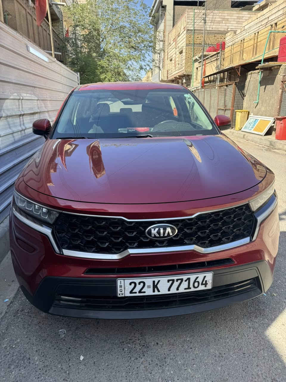 سلام عليكم 
كيا سورنتو لبيع 
مديل 2021
محرك كير حداده تايرات كفاله اسبير شركه ما نازل 
سياره بيها ربع باب سايق 
ب امريكا مع التقرير

مواصفات 

1_ تحكم ستيرن 
2_انضمه قياده 
3_ رادار 
4_كامره خلفيه 
5_ تبريد امامي وخلفي 
6_ سبعه راكب 
7_ محرك 2500 Gdi
8_  مواصفات قيادت سياره 
9_سياره ماشيه 38 سياره جديده معنه كلمه 
10 _فور ويل 
11_اشاير بالمري 
ملاحظة - 
ربع باب لروة بي بارد كلش قليل
رقم أربيل انكليزي سنويه لـ 28 
 (SPDRT) ( SMAPT) ( COMFORT) 
 ( ECO) ( SNOW) 
وبعد اكو هواي مواصفات من تجي 
تشوف سياره  
السعر 205 وبيها مجال بسيط
مكان سياره البصره الجمهوريه 
رقم الهاتف ***********
