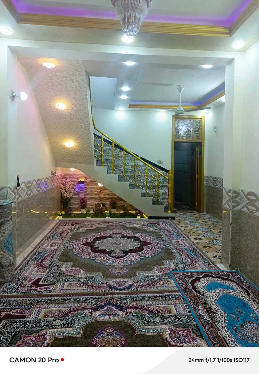 دار للبيع طابو صرف كربلاء حي ميلاد 100متر  5في 20 طابقين 3 غرف نوم ستقبال وصالة وحمامات عدد 2 وسطح كامل لبخ ونثر والأرض شتاكر  الاستفسار أكثر الاتصال الارقام تالية 
***********//***********
ملاحظه الدار مطلوب اسكان
