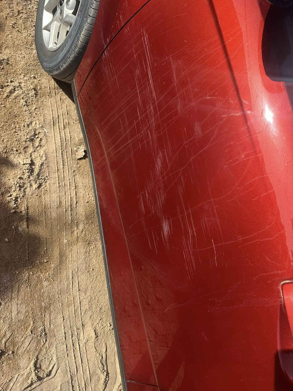 كيا صول الموديل/2025
حادثه بنيد تبديل وتكحيل جاملغ ايرباك دركه فقط 
وهنا واحد شريف شخط الباب 
العداد/4300 كيلو متر 
شاشه دجتال
نقاط عمياء 
تحكم جهتين ستيرن
وضعيات قياده/normal/sport
شاشه carplay
مانع انزلاق
محرك 2000 دوش
ايقاف تلقائي للمحرك بالوقوف 
رادار
قيادة ذاتيه
شاشه اعطال
صور الحادث مرفقه
السعر 149 بيه مجال
مكاني بابل***********
